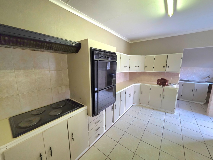 4 Bedroom Property for Sale in Panorama Free State